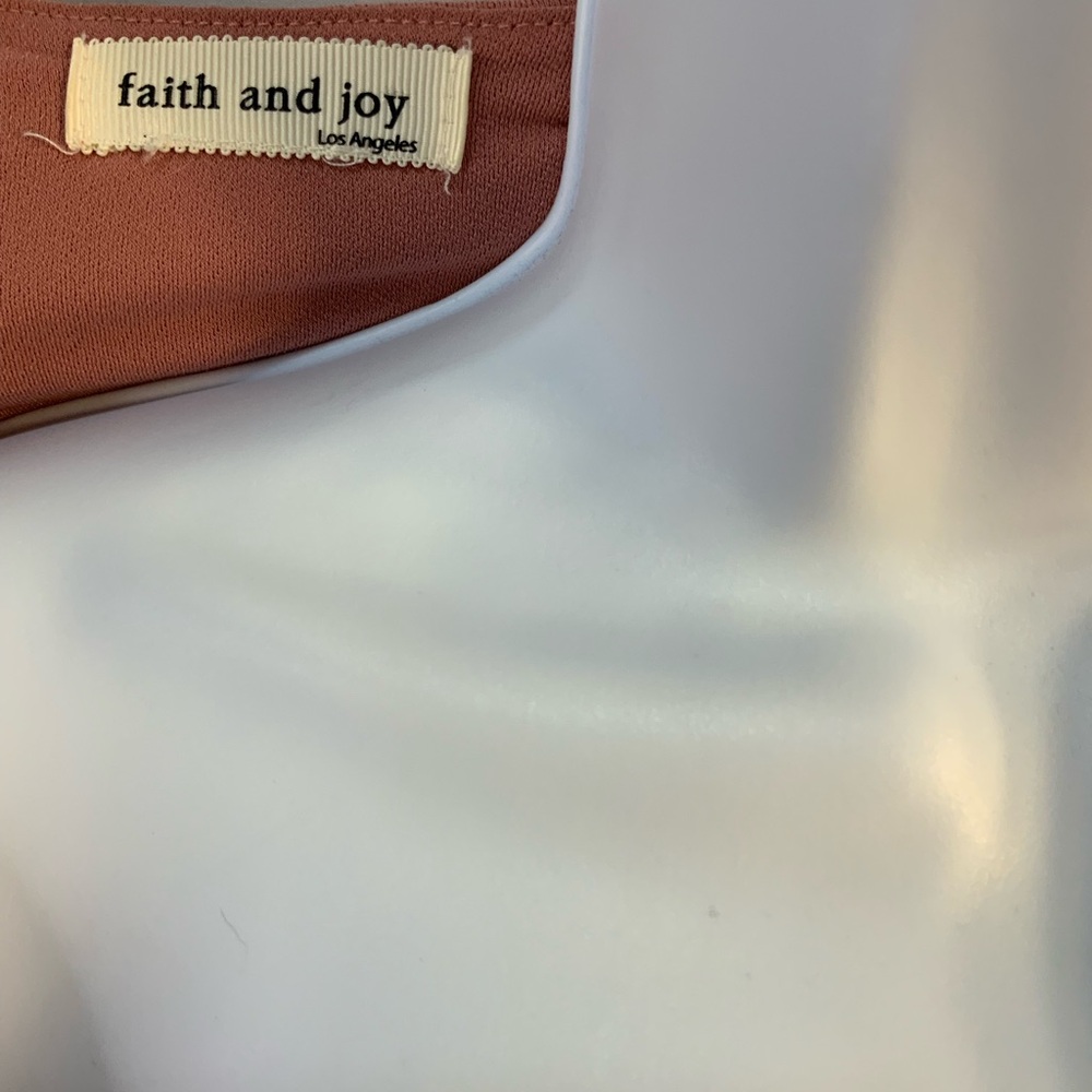 Faith & Joy Women’s Dusty Rose Top - Picture 5 of 6